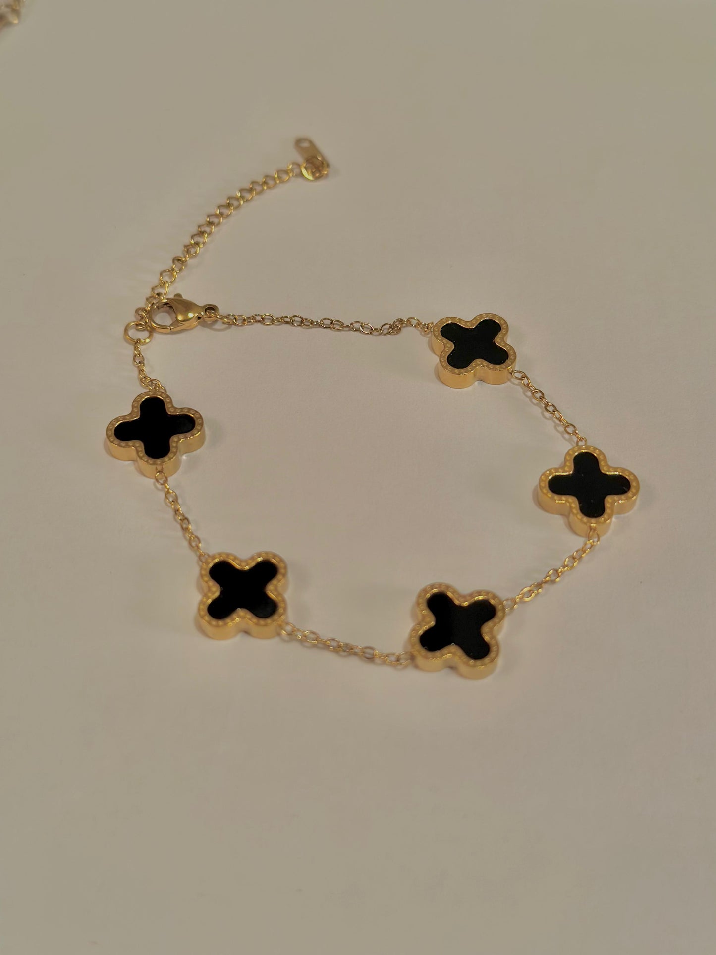 Black Clover Bracelet 💛